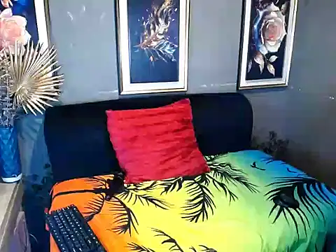 Snapshot of AngelEbony chatting on January 15, 9:58 am AngelEbony online show from January 15, 9:58 am