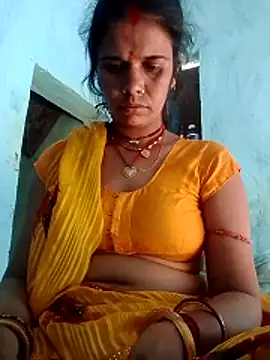 Hot ashna online show from February 1, 8:13 am