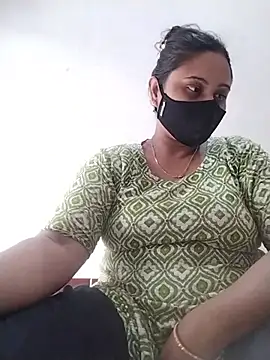 Snapshot of Lollita- chatting on July 13, 6:38 am Lollita- online show from July 13, 6:38 am