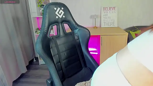 Alis Platt online show from February 8, 12:47 am