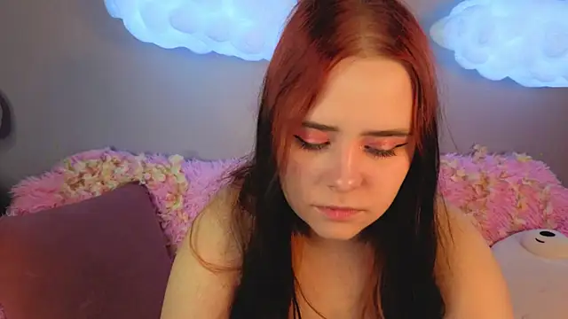 Alis Platt online show from May 20, 1:01 am