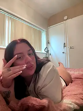 Victoriasteel online show from November 12, 9:53 am