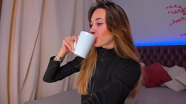 AlexaWilds online show from November 29, 6:27 am