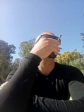 Snapshot of 67874 chatting on February 8, 10:51 am 67874 online show from February 8, 10:51 am