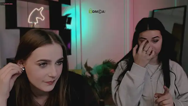 aria moo online show from November 24, 7:24 pm