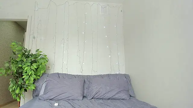 Snapshot of Kelly_Gerzikaa chatting on March 22, 4:27 am Kelly Gerzikaa online show from March 22, 4:27 am