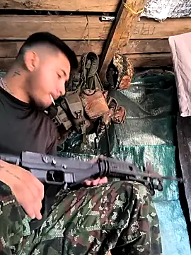 lamejorpene online show from February 12, 3:29 pm