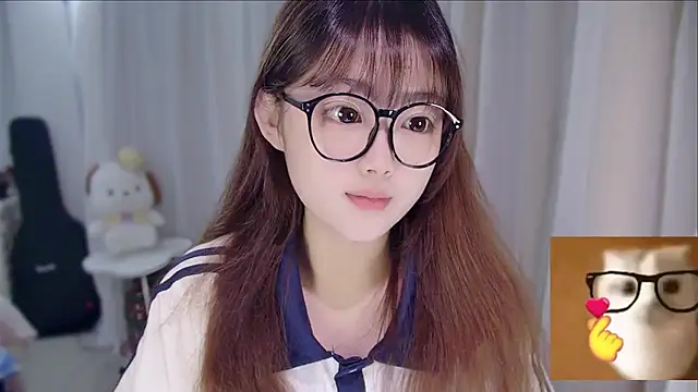 YUANYUAN-A online show from April 15, 12:45 pm