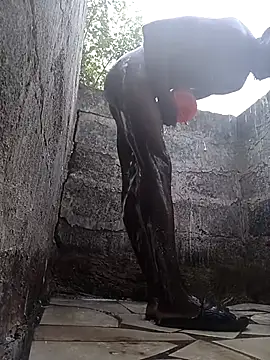 Snapshot of Biguyzi chatting on February 16, 7:26 am Biguyzi online show from February 16, 7:26 am