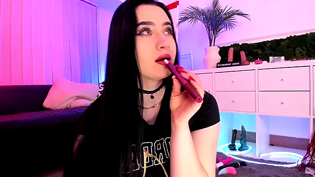 Mary Lori online show from March 15, 7:25 am