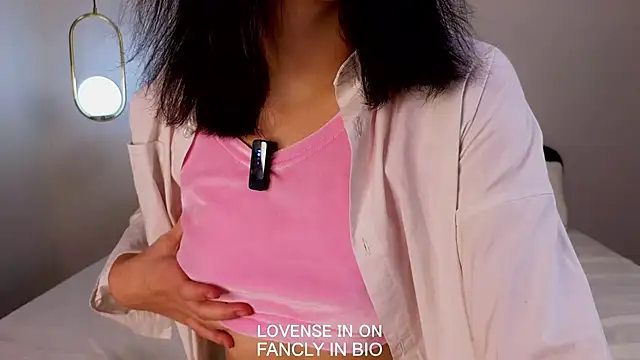 BritniBers online show from November 6, 10:38 am