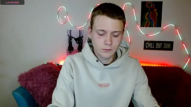 Xavier Night81 online show from November 18, 10:20 am