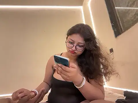 Drizzling Intimecy online show from October 20, 2:17 pm