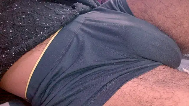 Snapshot of funndudd chatting on December 15, 1:26 pm funndudd online show from December 15, 1:26 pm