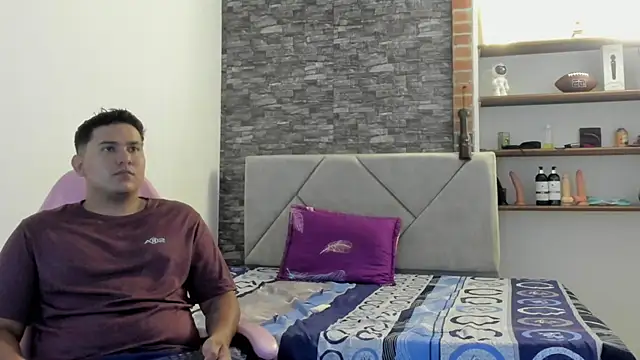 Sexxyy Couple  online show from January 9, 3:20 am