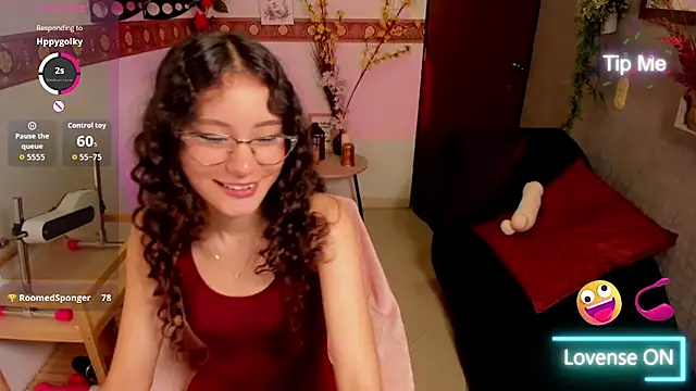 Snapshot of Krysten_Riter chatting on June 24, 2:49 pm Krysten Riter online show from June 24, 2:49 pm