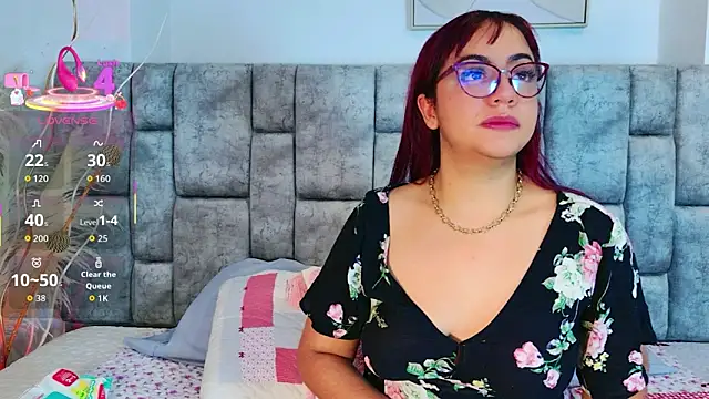 DaniniAnderson online show from January 8, 4:04 am