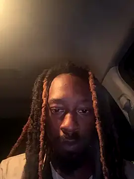 Snapshot of Scattyboo chatting on November 2, 11:51 pm Scattyboo online show from November 2, 11:51 pm