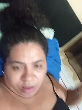 Snapshot of Ravena2290 chatting on November 18, 11:48 pm Ravena2290 online show from November 18, 11:48 pm