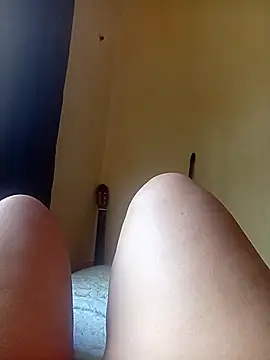 Snapshot of Ravena2290 chatting on December 3, 5:55 pm Ravena2290 online show from December 3, 5:55 pm