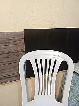 Snapshot of Ravena2290 chatting on December 18, 4:02 pm Ravena2290 online show from December 18, 4:02 pm