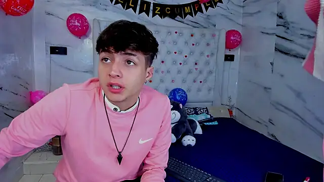 Ari and Storm online show from February 24, 4:38 pm