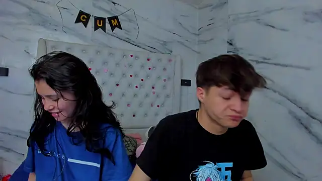 Ari and Storm online show from May 7, 3:28 pm
