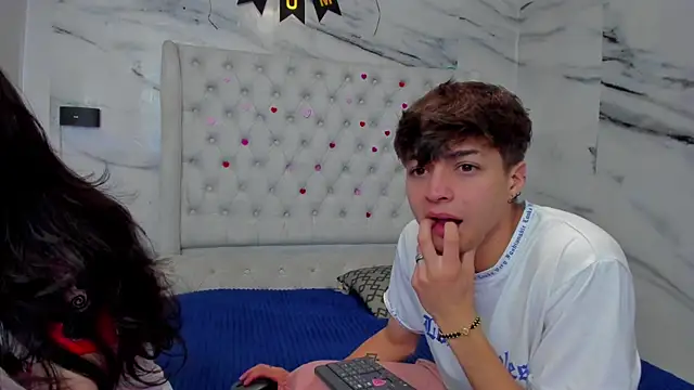 Ari and Storm online show from May 9, 4:56 pm