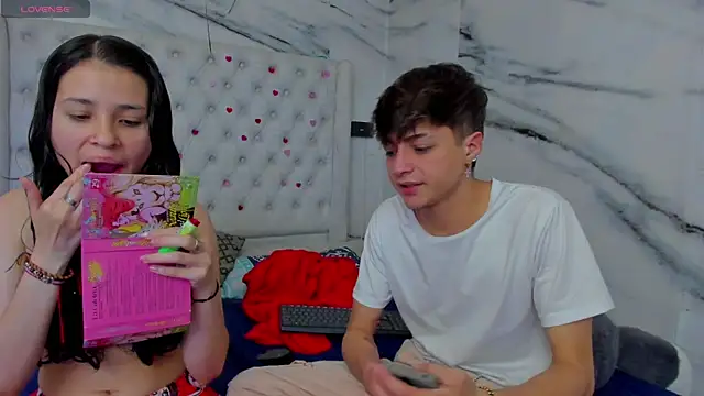 Ari and Storm online show from May 31, 4:25 pm