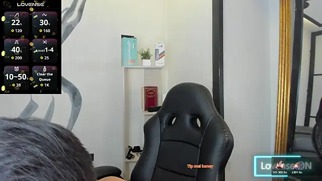 LiamDeep online show from November 12, 9:25 pm