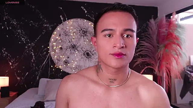 LiamDeep online show from December 14, 8:57 pm