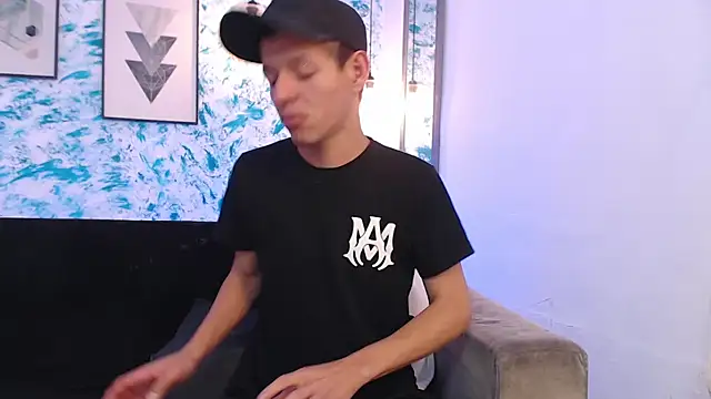 Snapshot of Marcus_and_Tony chatting on October 15, 1:06 am Marcus and Tony online show from October 15, 1:06 am