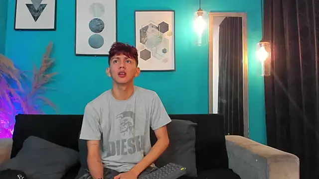 Marcus and Tony online show from January 8, 3:31 am