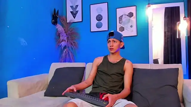 Marcus and Tony online show from February 22, 6:28 pm