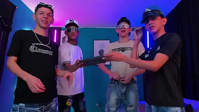 Marcus and Tony online show from April 4, 9:40 am