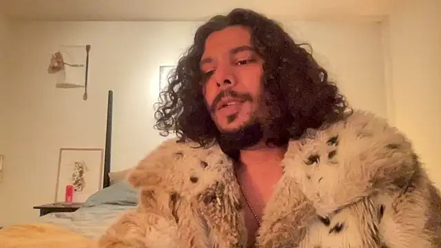 Snapshot of daddyvibes chatting on March 24, 3:44 am daddyvibes online show from March 24, 3:44 am