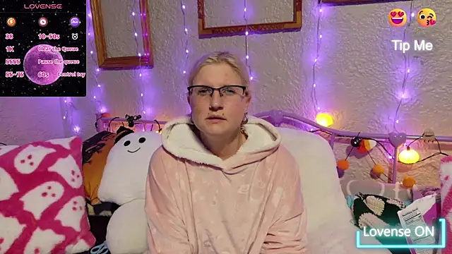 samanthamalichite online show from October 23, 11:14 pm