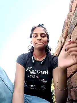 Snapshot of Jyoti_thakurr chatting on September 14, 3:38 am Jyoti thakurr online show from September 14, 3:38 am