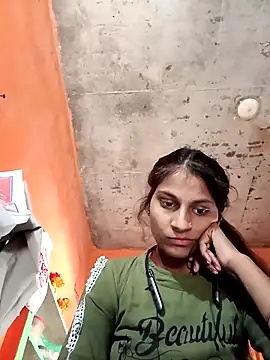 Snapshot of Jyoti_thakurr chatting on November 3, 5:52 am Jyoti thakurr online show from November 3, 5:52 am