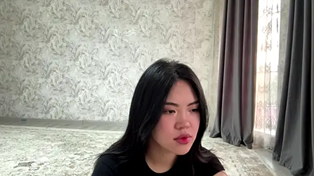 Snapshot of MIMIMary chatting on October 13, 12:05 pm MIMIMary online show from October 13, 12:05 pm