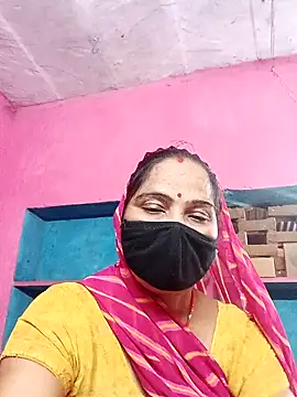 Snapshot of Sabnam_thakurr chatting on September 20, 9:43 am Sabnam thakurr online show from September 20, 9:43 am