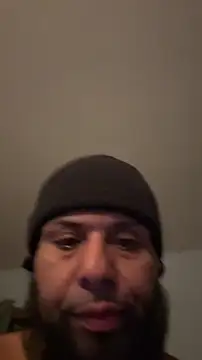 Snapshot of Lunablu13 chatting on December 5, 2:09 am Lunablu13 online show from December 5, 2:09 am