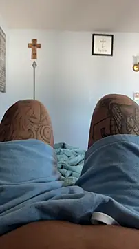 Snapshot of Lunablu13 chatting on December 14, 4:01 pm Lunablu13 online show from December 14, 4:01 pm