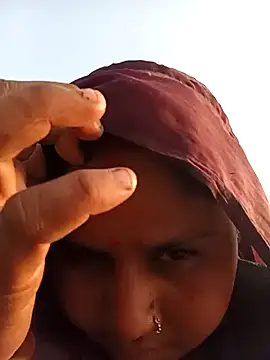 Sheema tyagi online show from January 9, 10:40 am