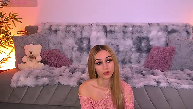 AmyKent  online show from May 26, 4:25 pm