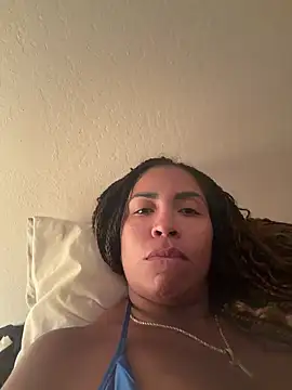 bobbiebbb online show from May 21, 6:42 am