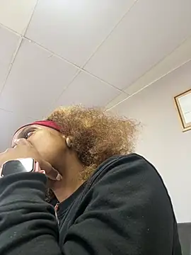 031bubbles online show from October 10, 12:04 pm