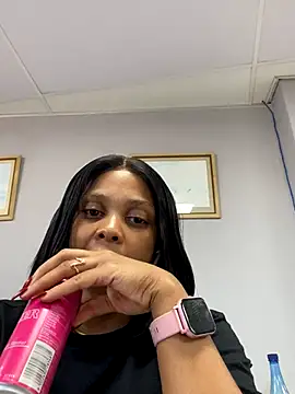 031bubbles online show from December 19, 10:44 am