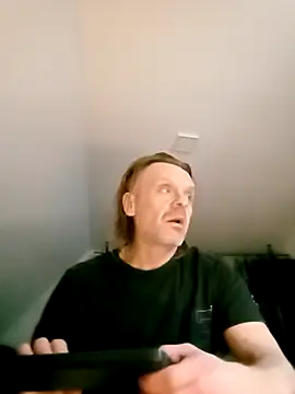 Snapshot of Kuba_Gd chatting on February 13, 8:54 am Kuba Gd online show from February 13, 8:54 am