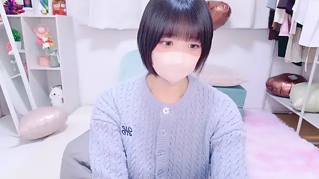 Hinata Sun online show from February 19, 3:41 pm